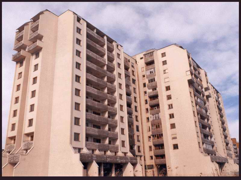 Жилищен блок - кв. Дичо Петров